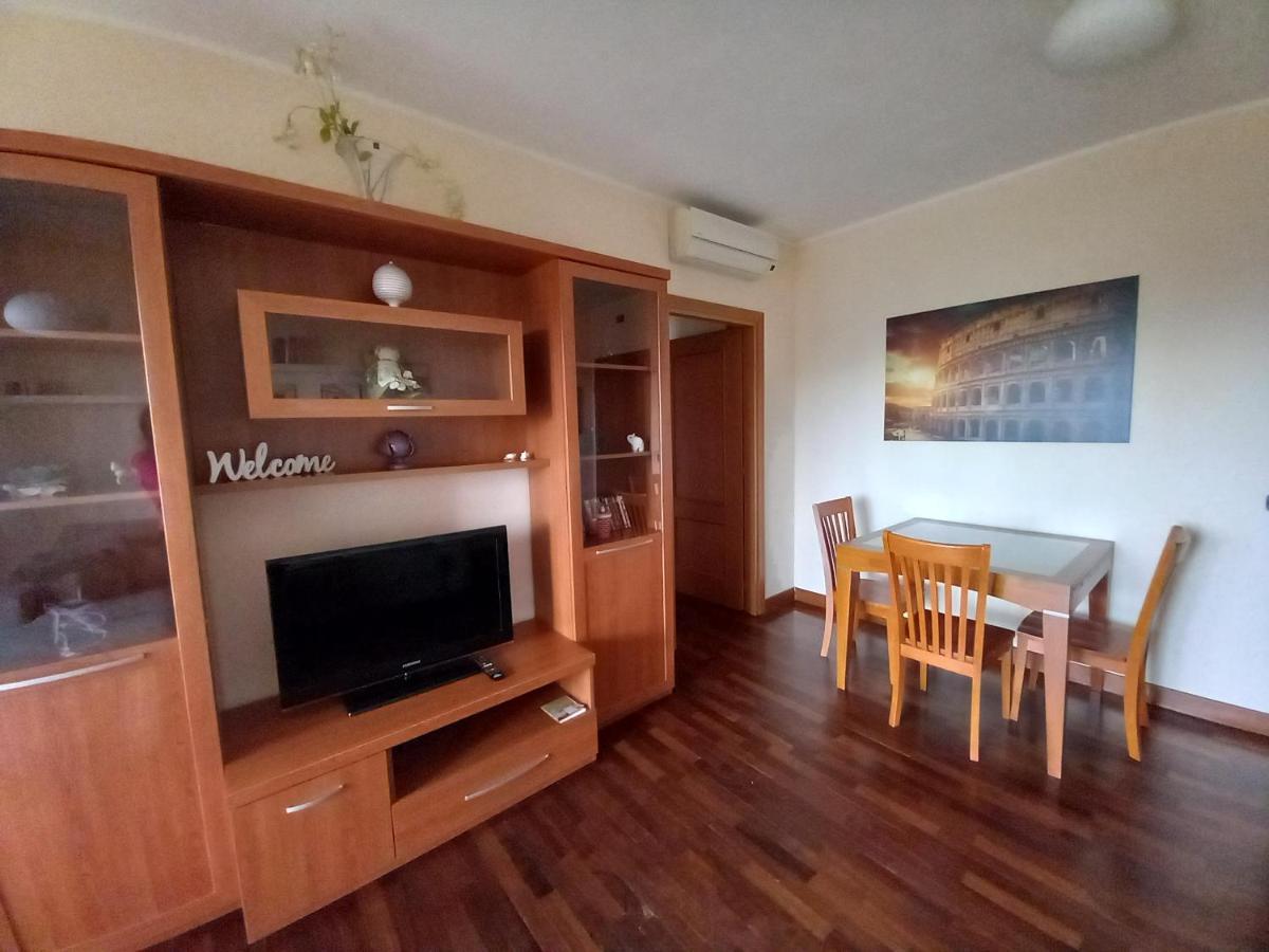Casa Di Cesare Apartment Фиумичино Екстериор снимка