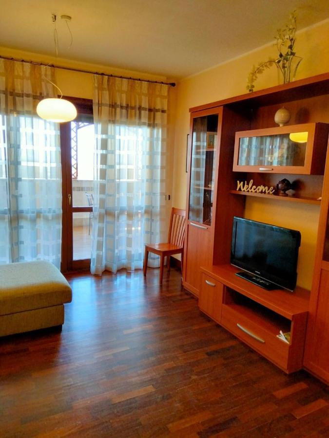 Casa Di Cesare Apartment Фиумичино Екстериор снимка