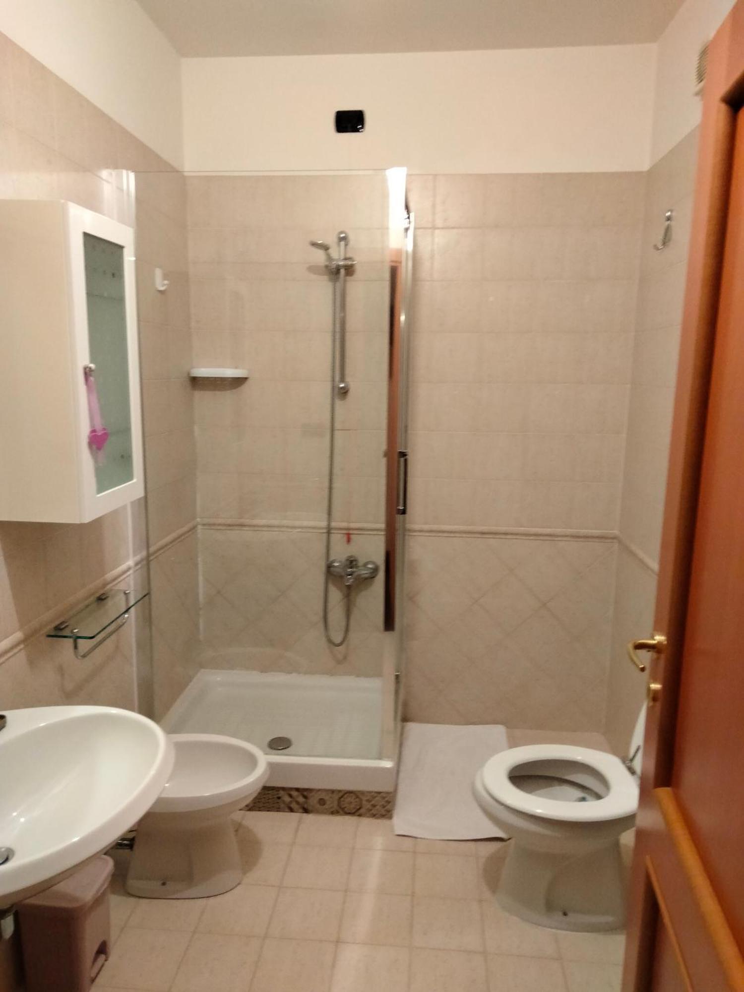Casa Di Cesare Apartment Фиумичино Екстериор снимка